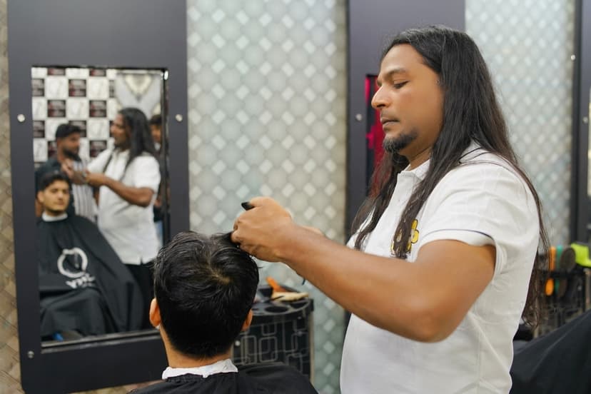 Haircut & Precision Straightening